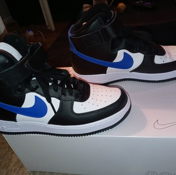 Air Force 1 - Picture 5 of 9